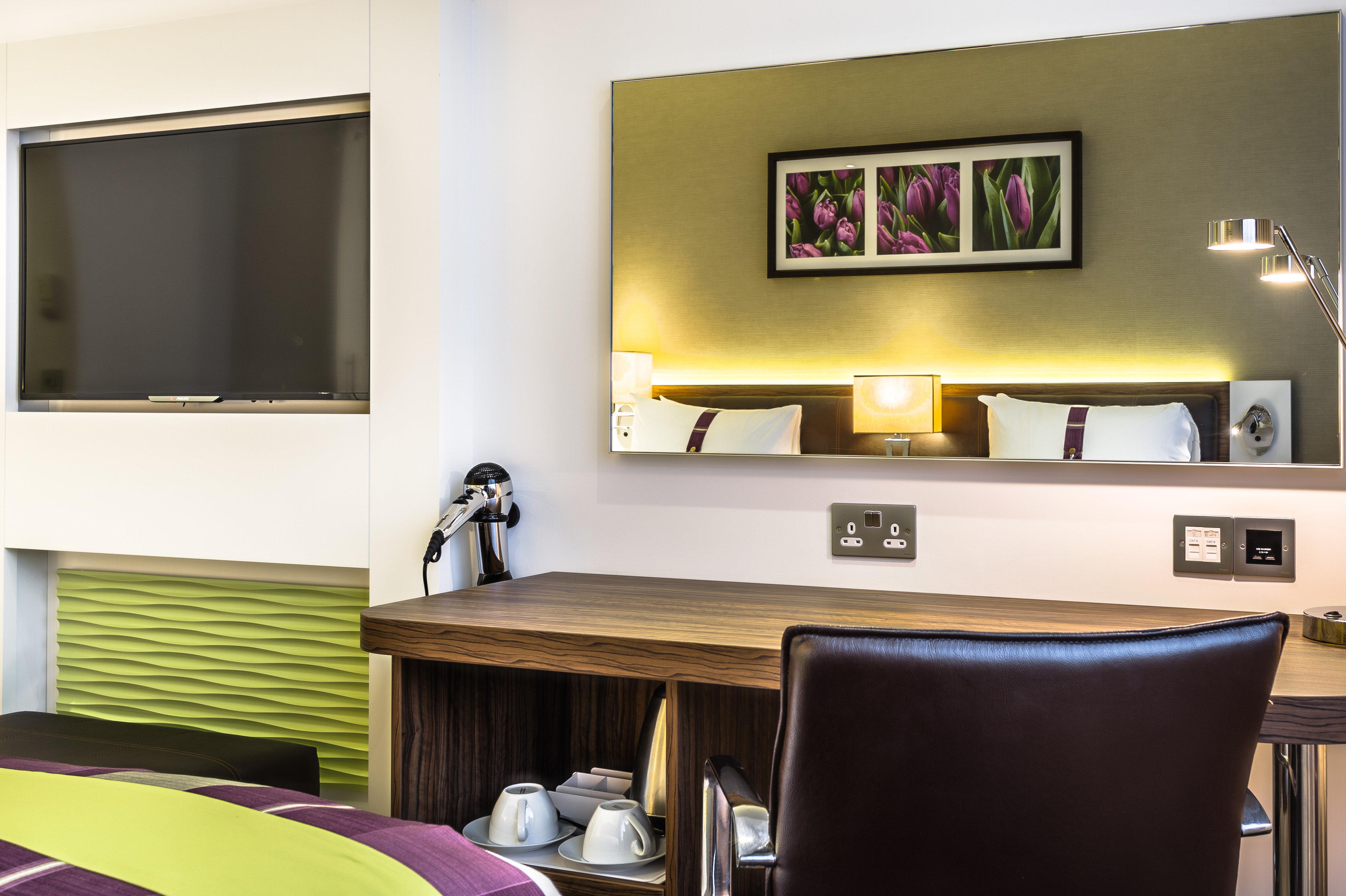 Holiday Inn London Watford Junction By Ihg Экстерьер фото