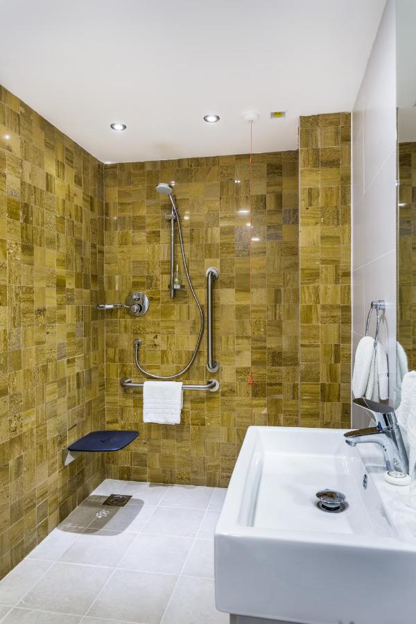 Holiday Inn London Watford Junction By Ihg Экстерьер фото
